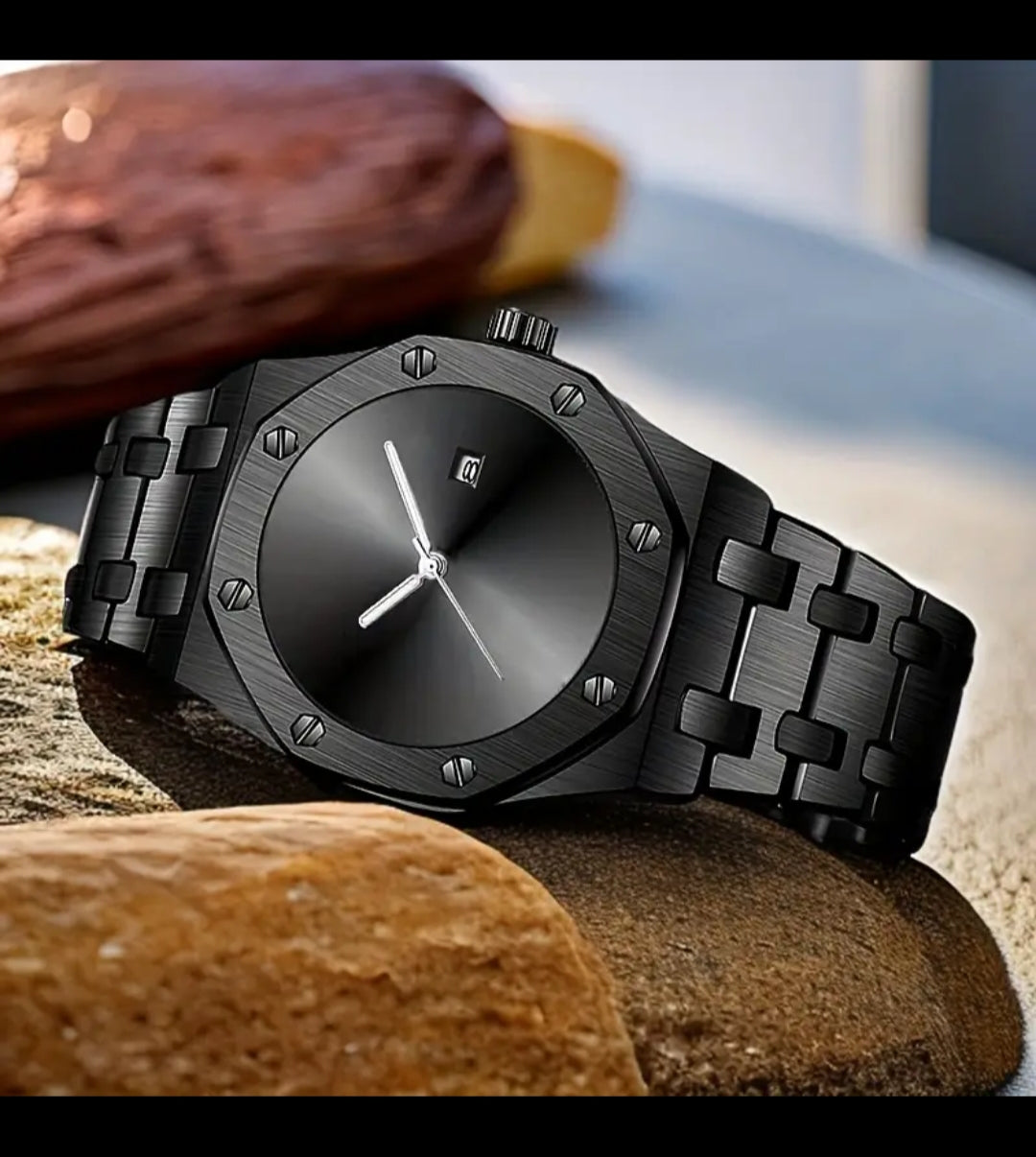 Aura Watch in Metal with Date & Time